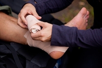 How to Care For an Ankle Sprain After Leaving the Doctor’s Office